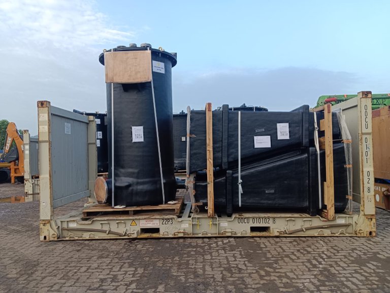 OOG Machinery on Flat Racks